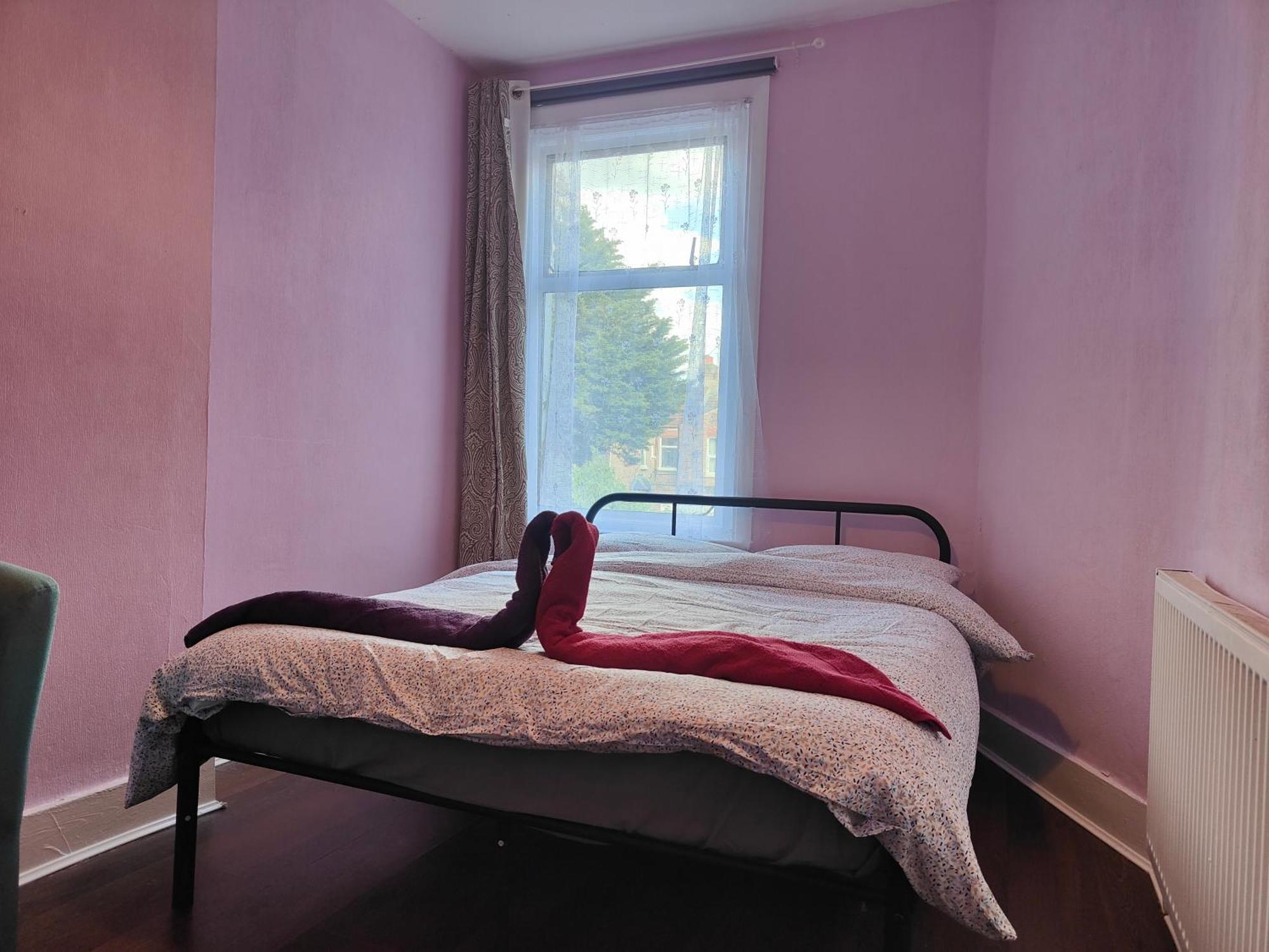 Charming Double Bed Retreat Hotel ลอนดอน ภายนอก รูปภาพ